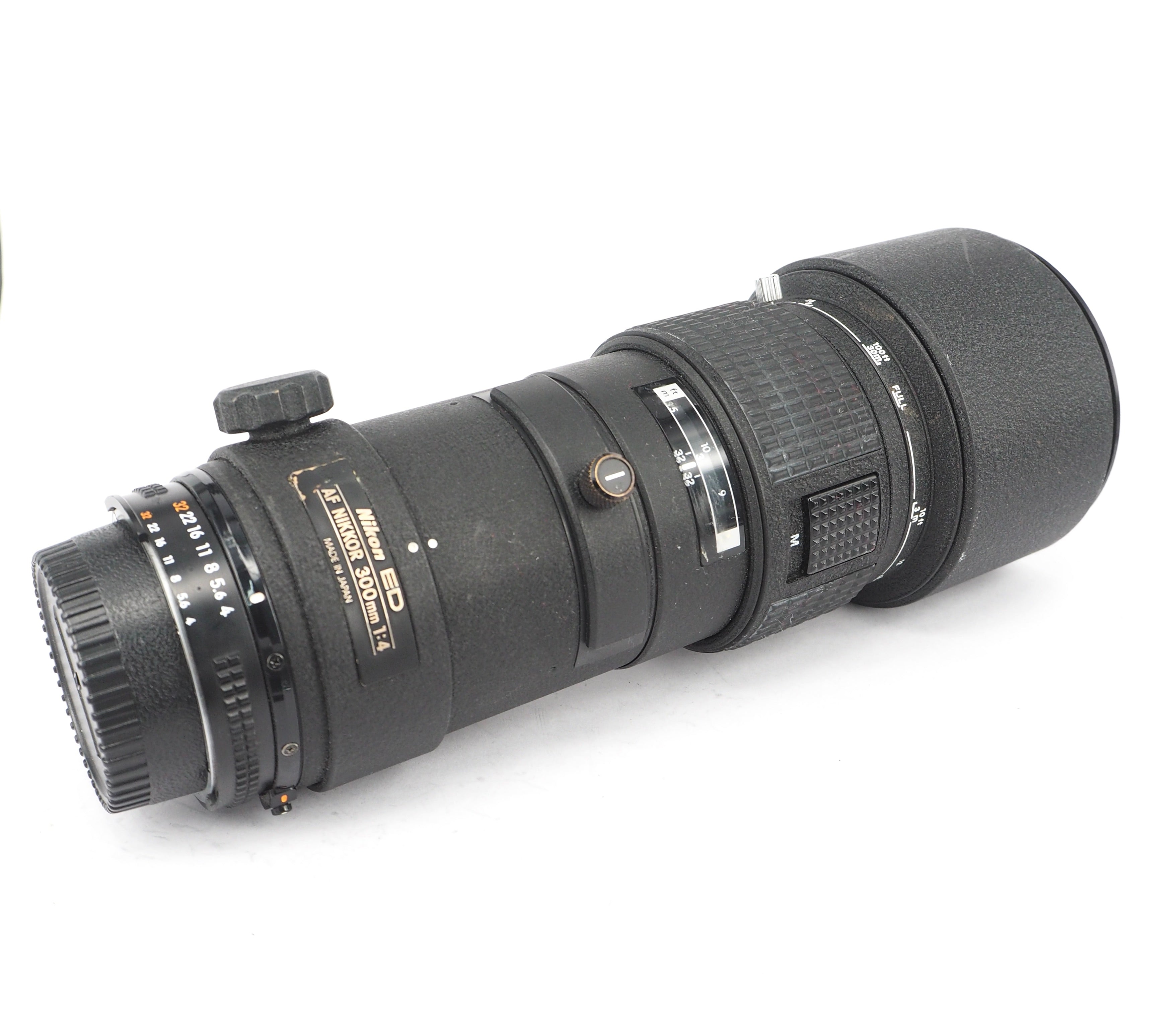 Nikon AF 300mm f/4 ED