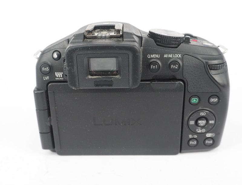 Used Panasonic Lumix G6 + 14-42mm Mirrorless camera kit