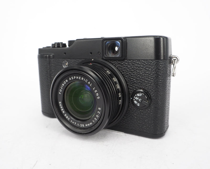 Fujifilm X-10 Digital Camera