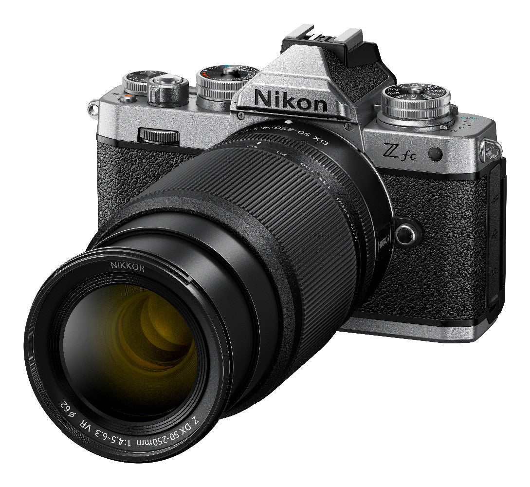 Nikon Z fc Digital Camera + Z DX 16-50 mm f/3.5-6.3 + Z DX 50-250 f/4.5-6.3 kit